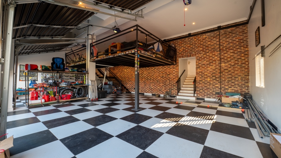 4 Bedroom Property for Sale in Green Pastures Western Cape